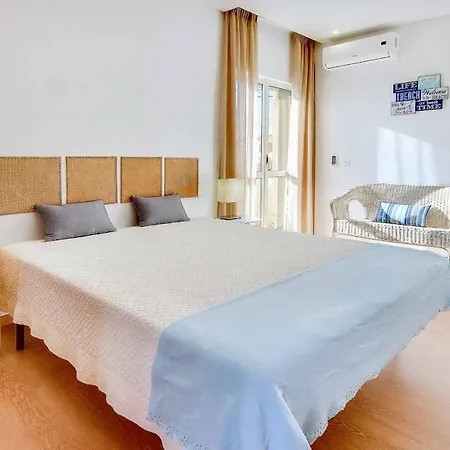 Vila Crispa